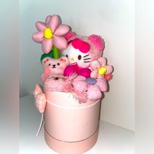 Hello Kitty Plush Bouquet